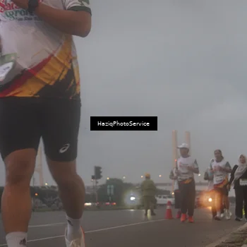 Runner Photo 7724304