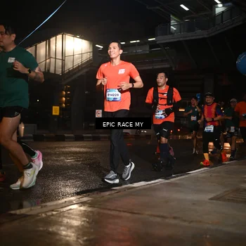 Runner Photo 7724309