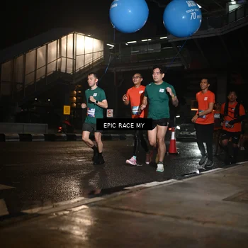 Runner Photo 7724351