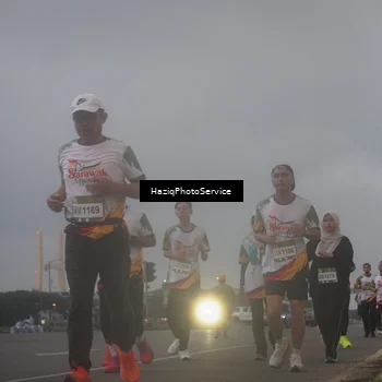 Runner Photo 7724356
