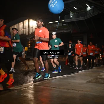 Runner Photo 7724359