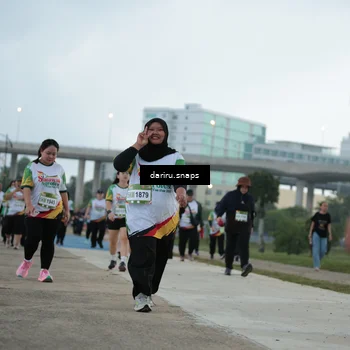 Runner Photo 7724379