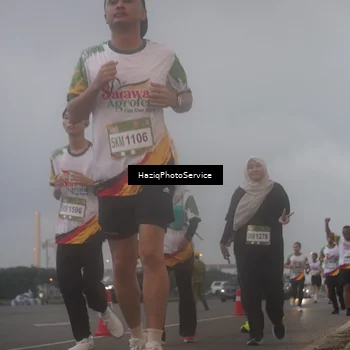 Runner Photo 7724387
