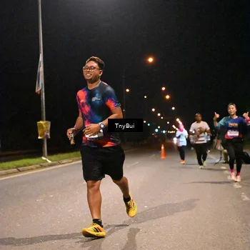 Runner Photo 7724393