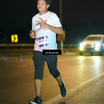 Runner Photo 7724409