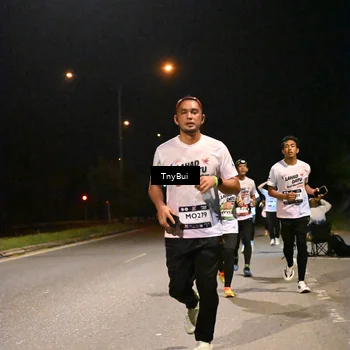 Runner Photo 7724417