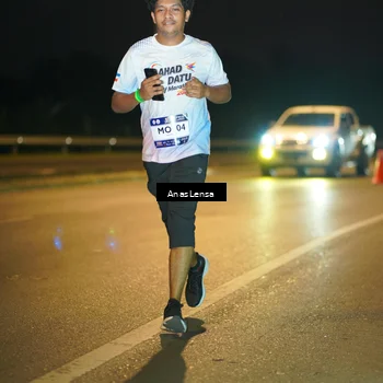 Runner Photo 7724424