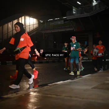 Runner Photo 7724430