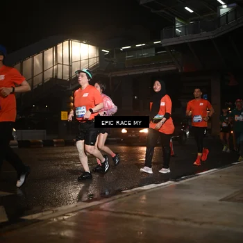 Runner Photo 7724440