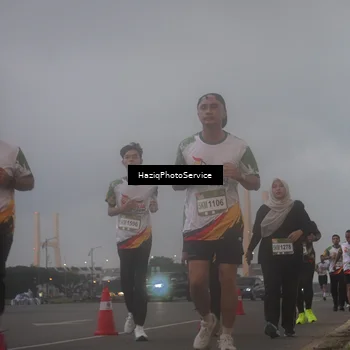 Runner Photo 7724450