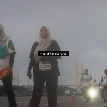 Runner Photo 7724474