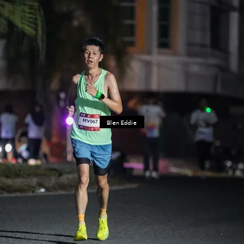 Runner Photo 7724501