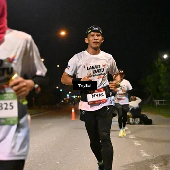 Runner Photo 7724532