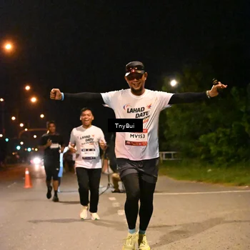Runner Photo 7724553