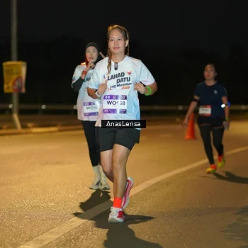 Runner Photo 7724554