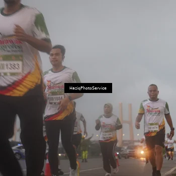 Runner Photo 7724574