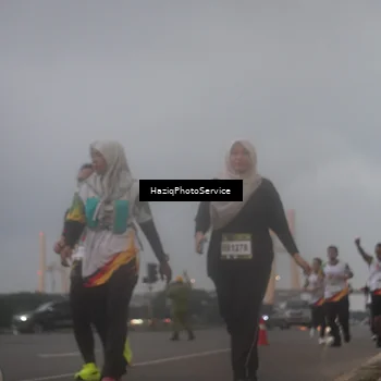 Runner Photo 7724604