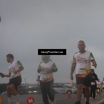 Runner Photo 7724611