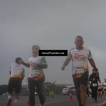 Runner Photo 7724632