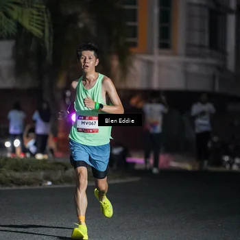Runner Photo 7724635