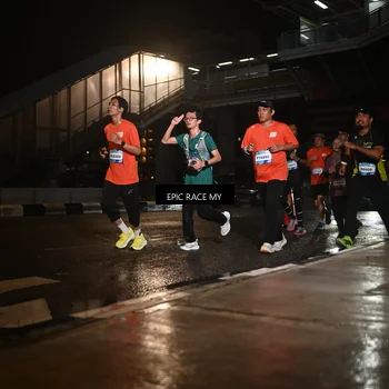 Runner Photo 7724641