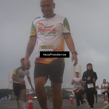 Runner Photo 7724644