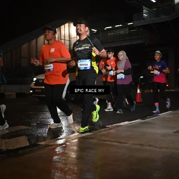 Runner Photo 7724645