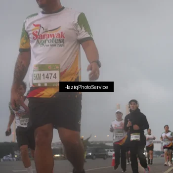 Runner Photo 7724657