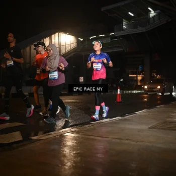 Runner Photo 7724672