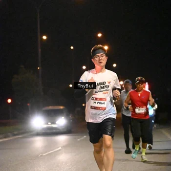 Runner Photo 7724678