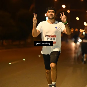 Runner Photo 7724697
