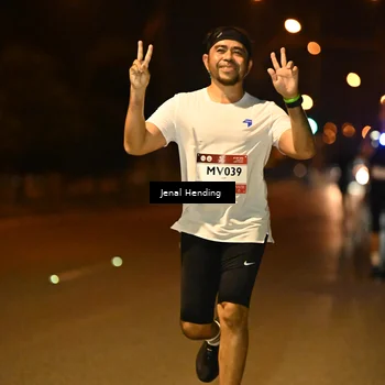 Runner Photo 7724698
