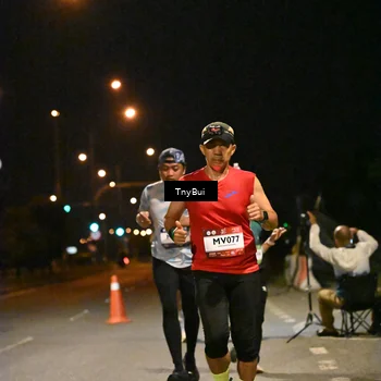 Runner Photo 7724714