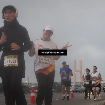 Runner Photo 7724721