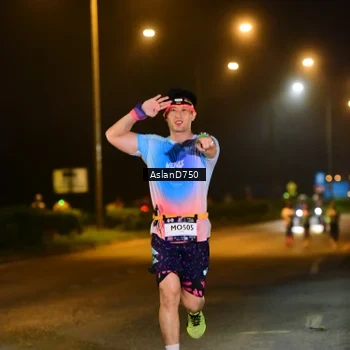 Runner Photo 7724749