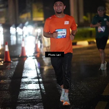 Runner Photo 7724758