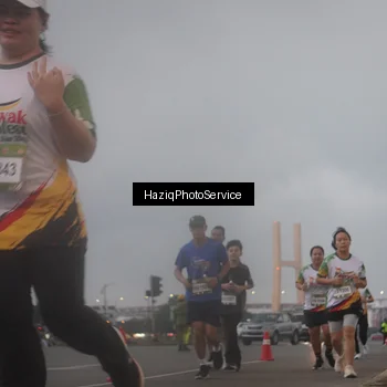 Runner Photo 7724760