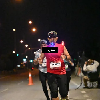 Runner Photo 7724773