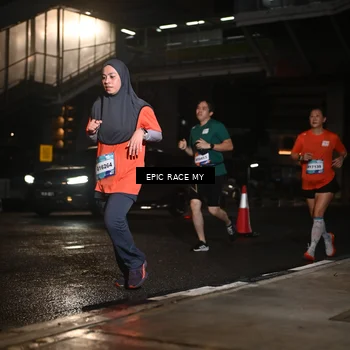 Runner Photo 7724784