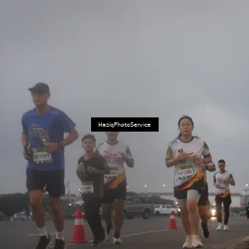 Runner Photo 7724785