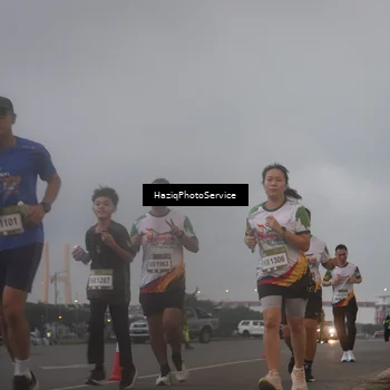 Runner Photo 7724791