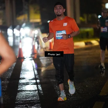 Runner Photo 7724798