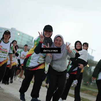 Runner Photo 7724836