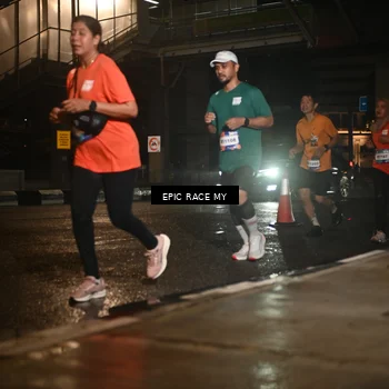 Runner Photo 7724847