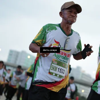 Runner Photo 7724850
