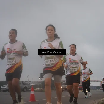 Runner Photo 7724854