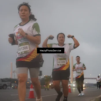 Runner Photo 7724864
