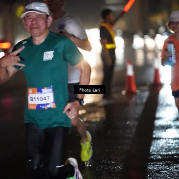 Runner Photo 7724875