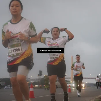 Runner Photo 7724880