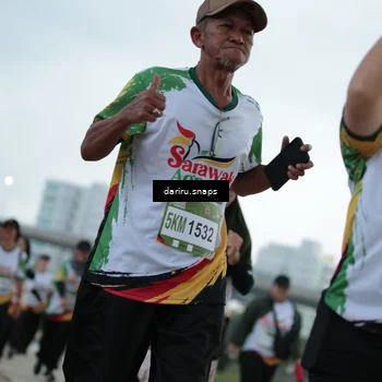 Runner Photo 7724881